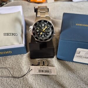 Seiko Land Shark SKZ211K1